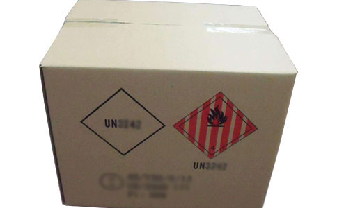 購買un危包箱時需要考慮哪些方面？